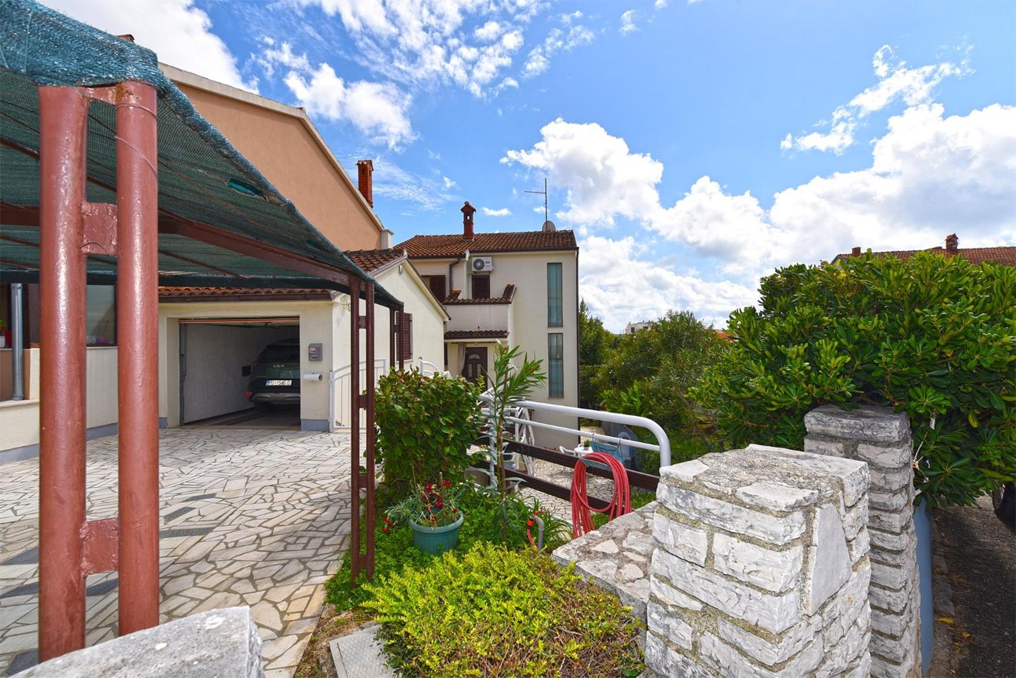 Apartment Zeljko 34